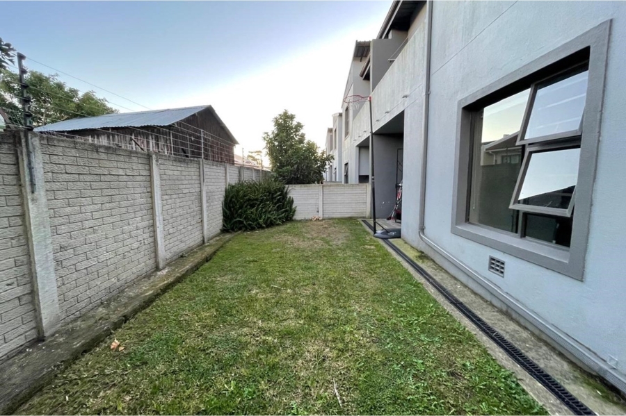 2 Bedroom Property for Sale in Sherwood Eastern Cape